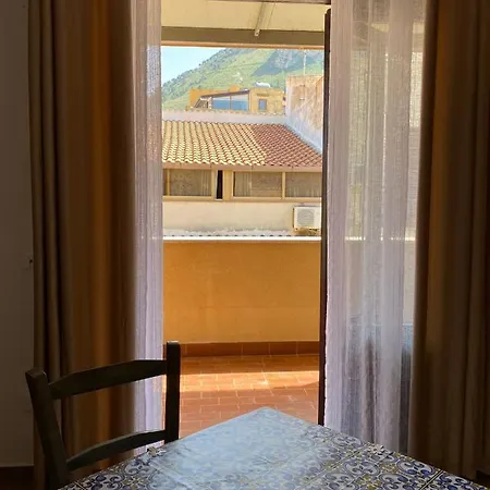 Central Apartments Del Golfo *